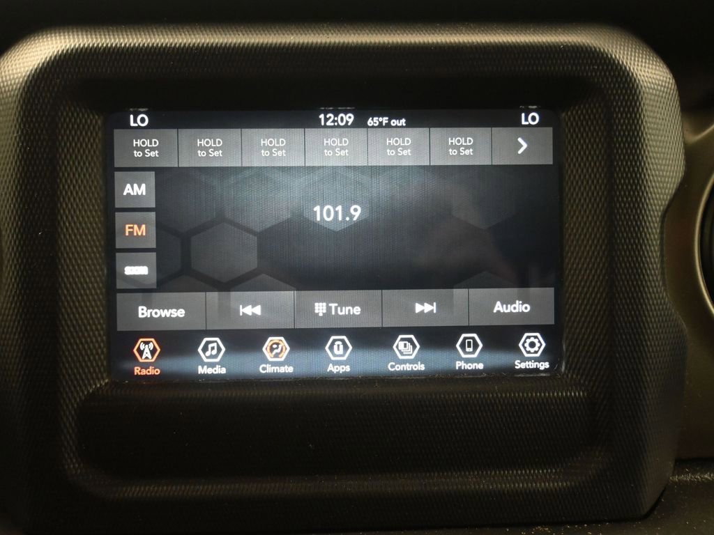 Used 2021 Jeep Wrangler Unlimited Sport S image 19