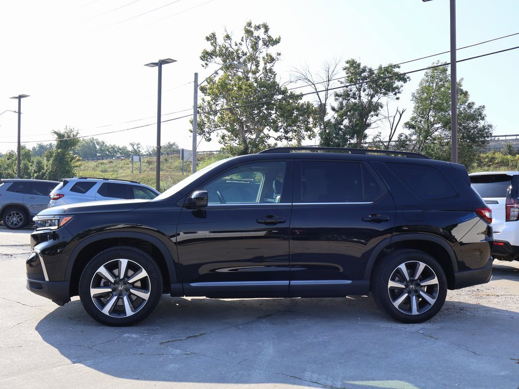 Certified 2024 Honda Pilot Elite image 4