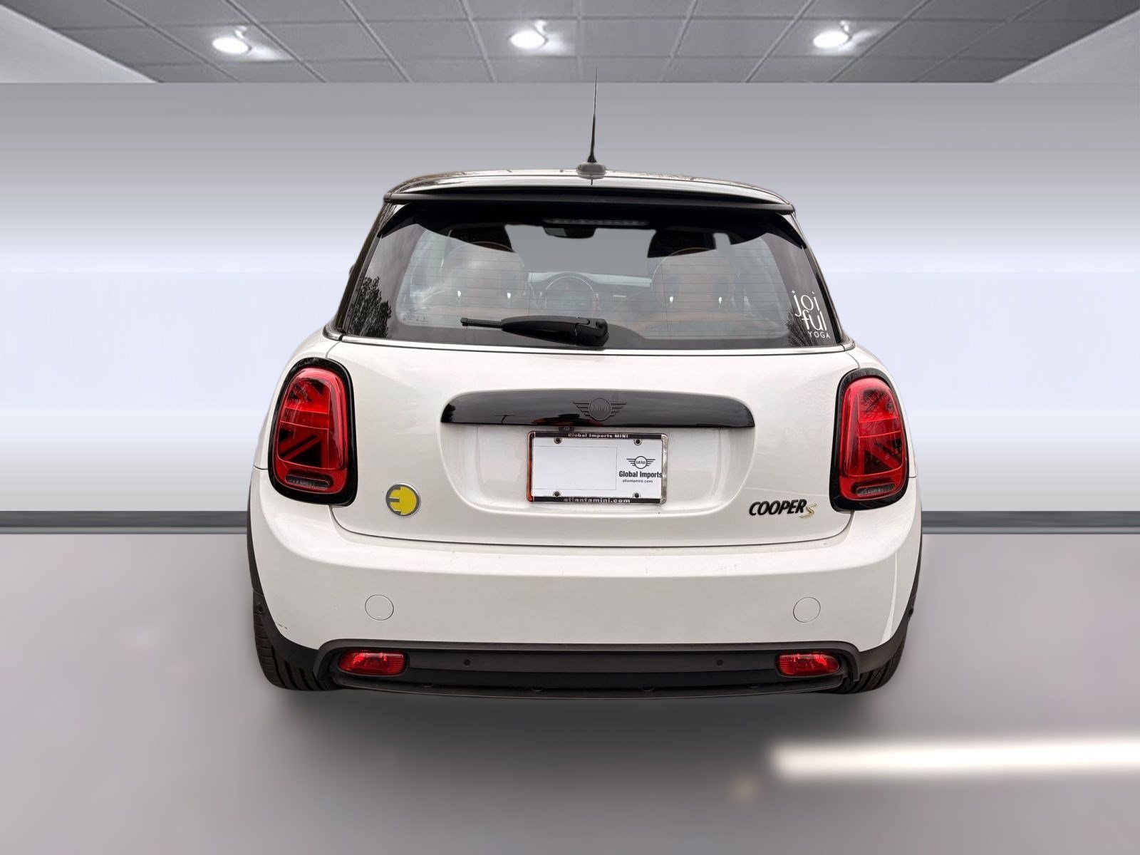 Certified 2024 MINI Cooper SE image 10