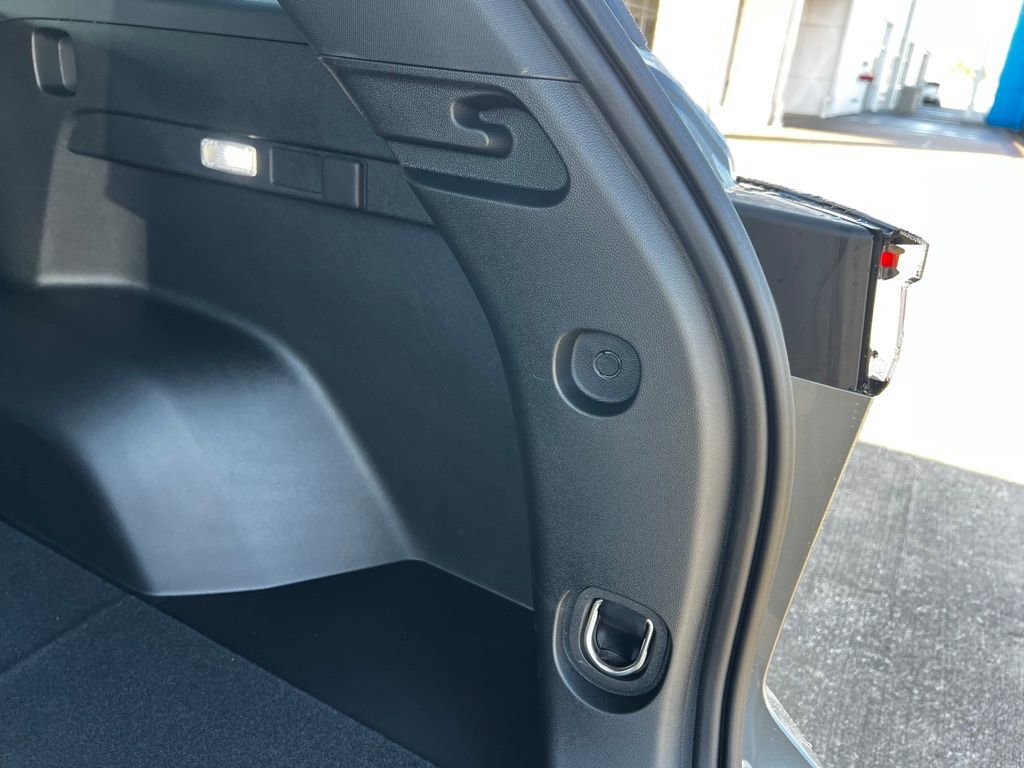 New 2026 Chevrolet Equinox LT w/ Safety and Technology Package image 19