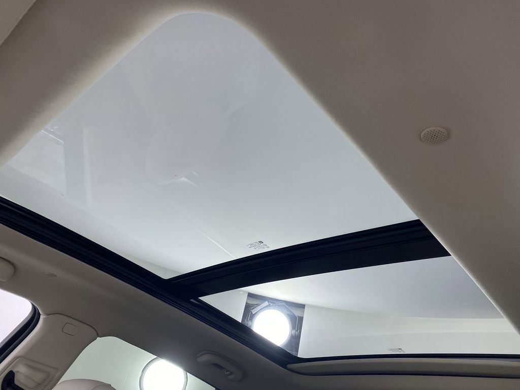 New 2025 Cadillac XT5 Premium Luxury w/ LPO, Floor Liner Package image 21