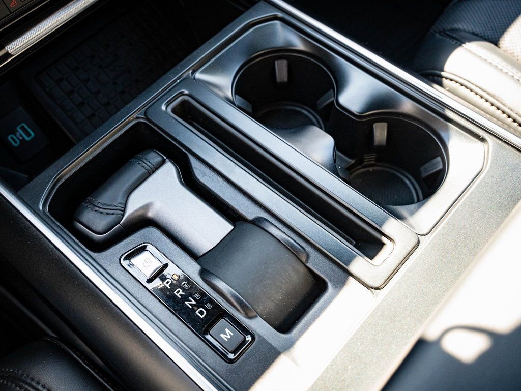 Used 2023 Ford F150 Raptor w/ Raptor Carbon Fibre Package image 32