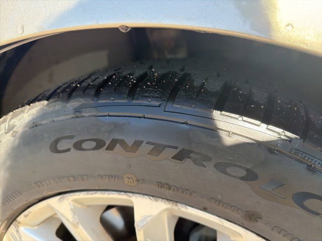 Used 2010 Cadillac CTS Luxury image 10