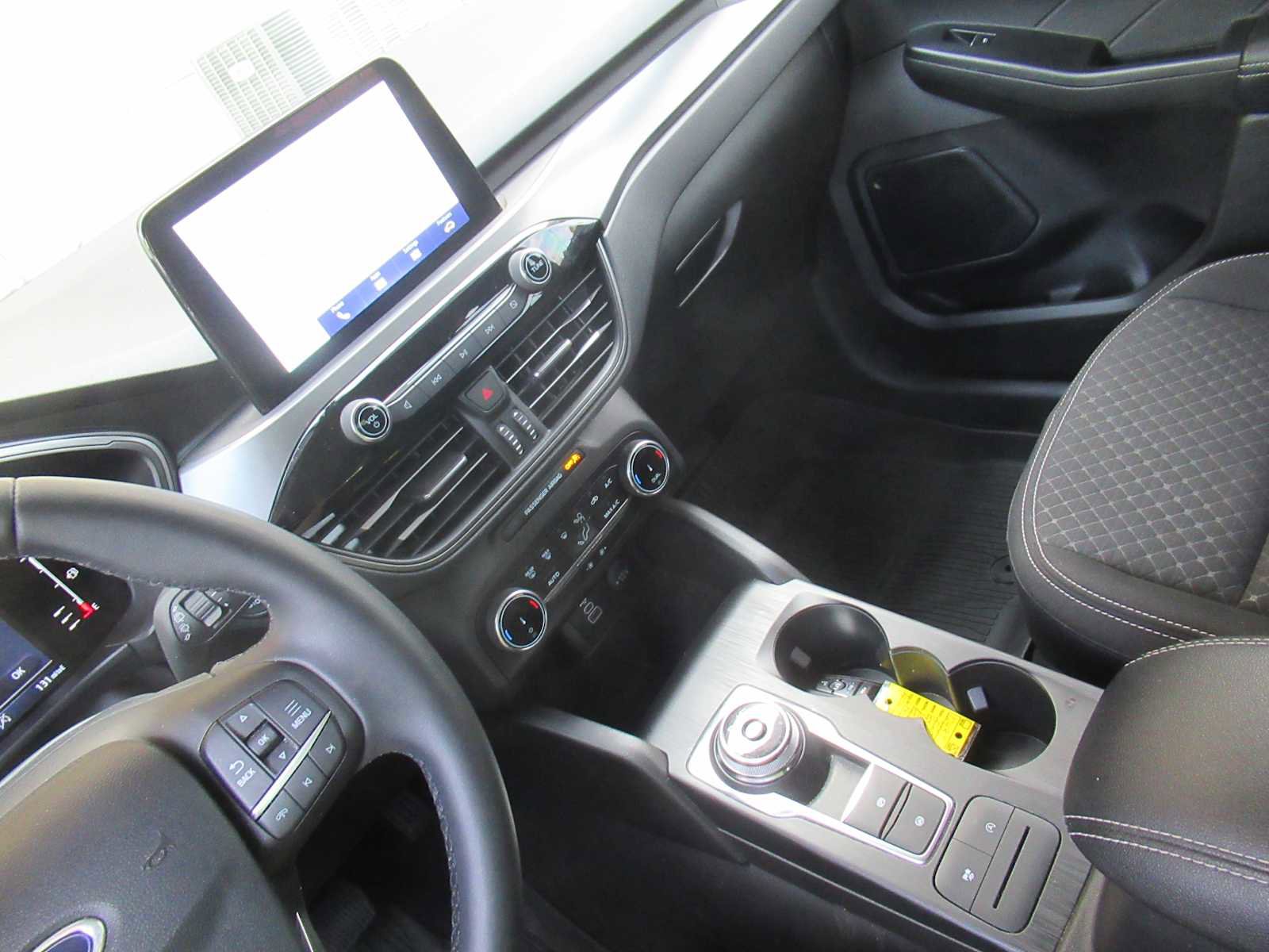 Used 2024 Ford Escape Active image 31