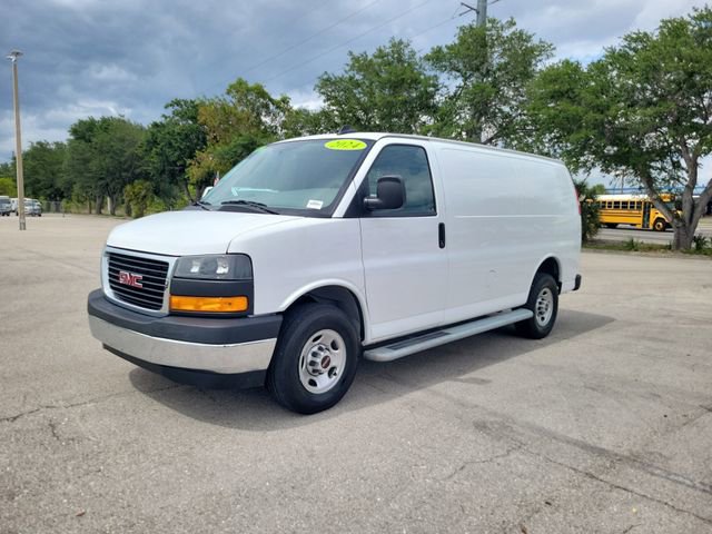 Used 2024 GMC Savana 2500 w/ Driver Convenience Package RWD image 2