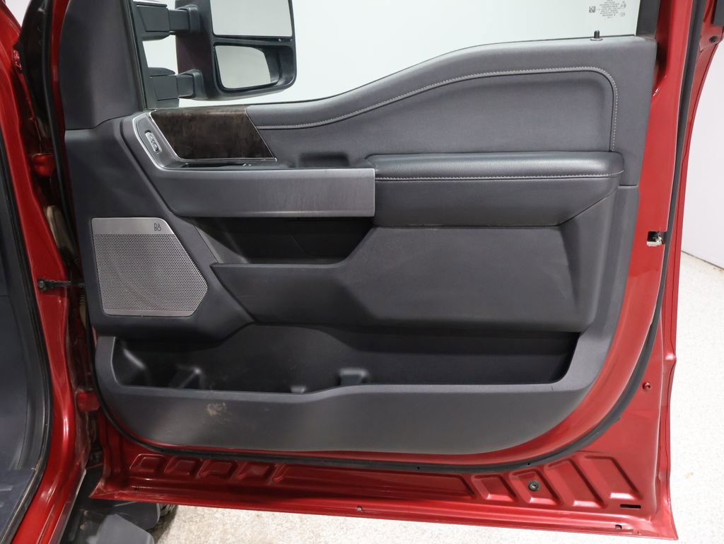 Used 2024 Ford F250 Lariat w/ Chrome Package image 26
