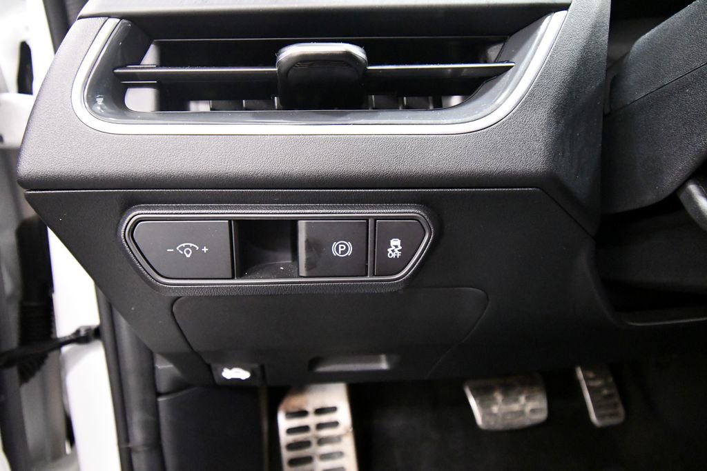 Certified 2025 Kia K4 GT-Line Turbo FWD image 20