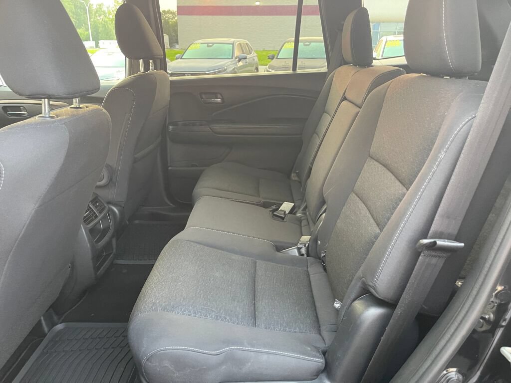 Used 2019 Honda Passport Sport image 19