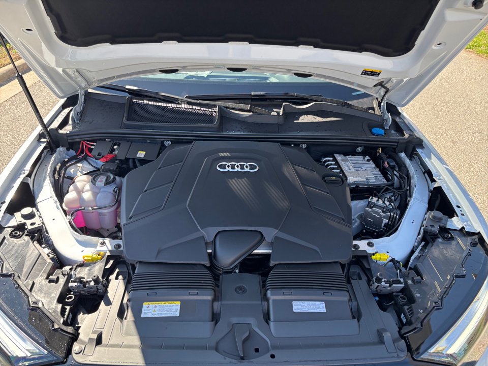 New 2026 Audi Q7 3.0T Premium Plus image 16