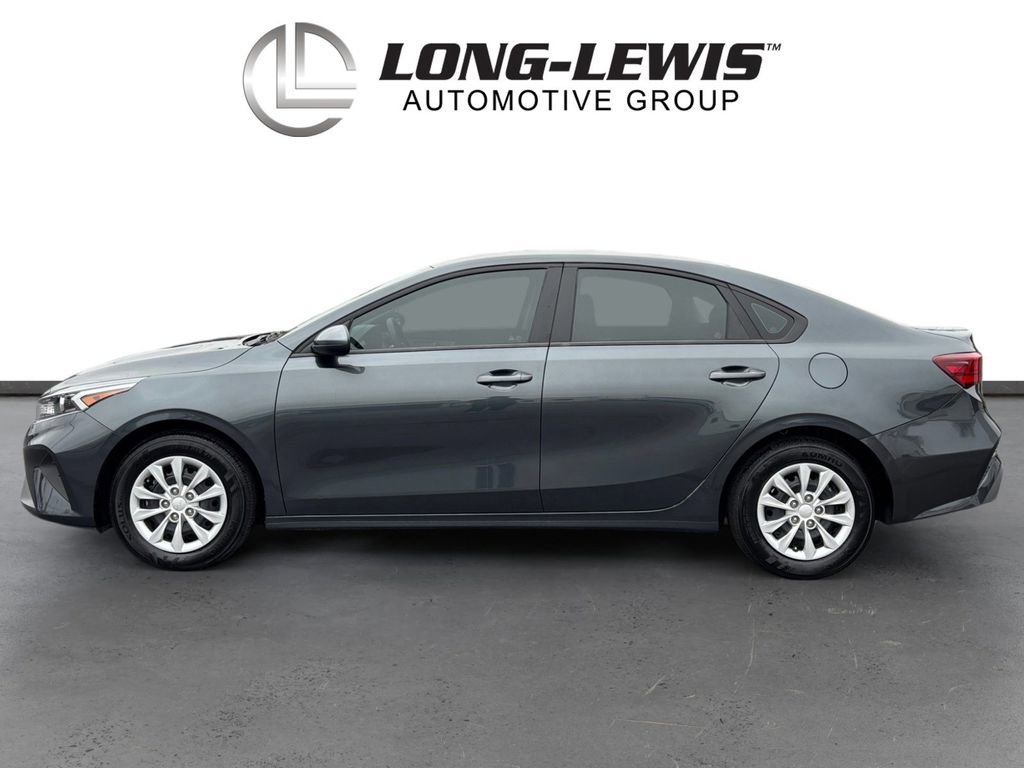 Used 2023 Kia Forte LX image 2