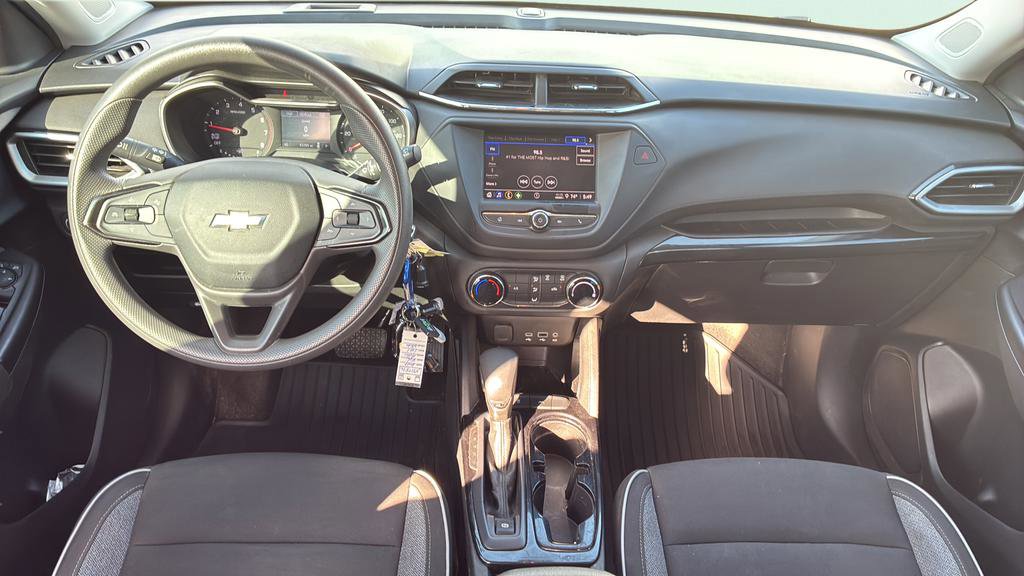 Used 2022 Chevrolet TrailBlazer LS FWD image 25