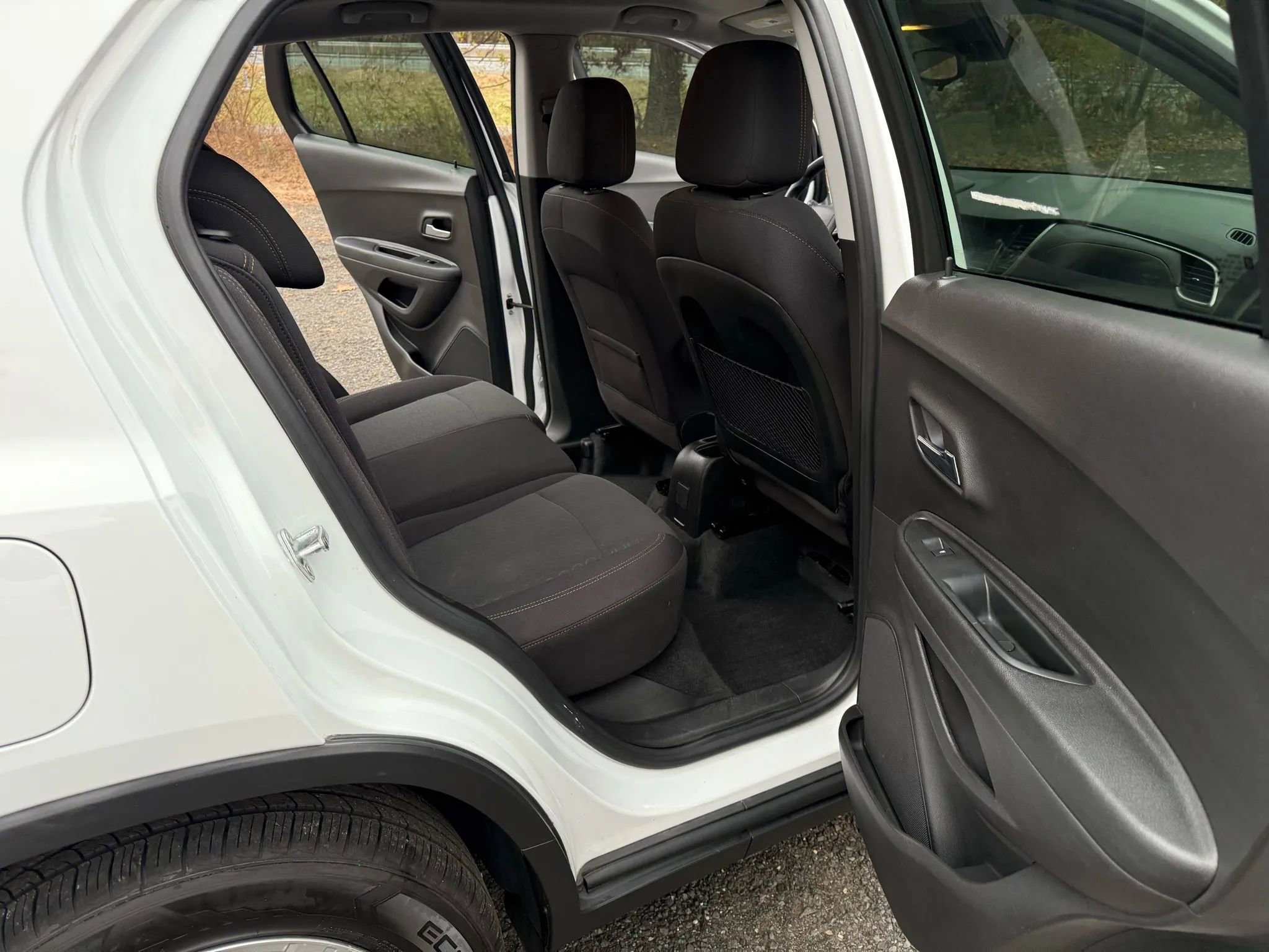 Used 2019 Chevrolet Trax LS image 16