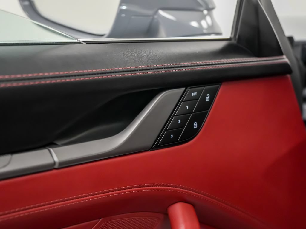 Certified 2024 Porsche 911 Carrera 4S AWD/4WD image 18