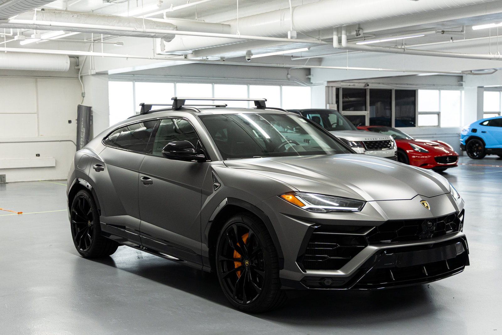 Used 2022 Lamborghini Urus AWD/4WD image 10