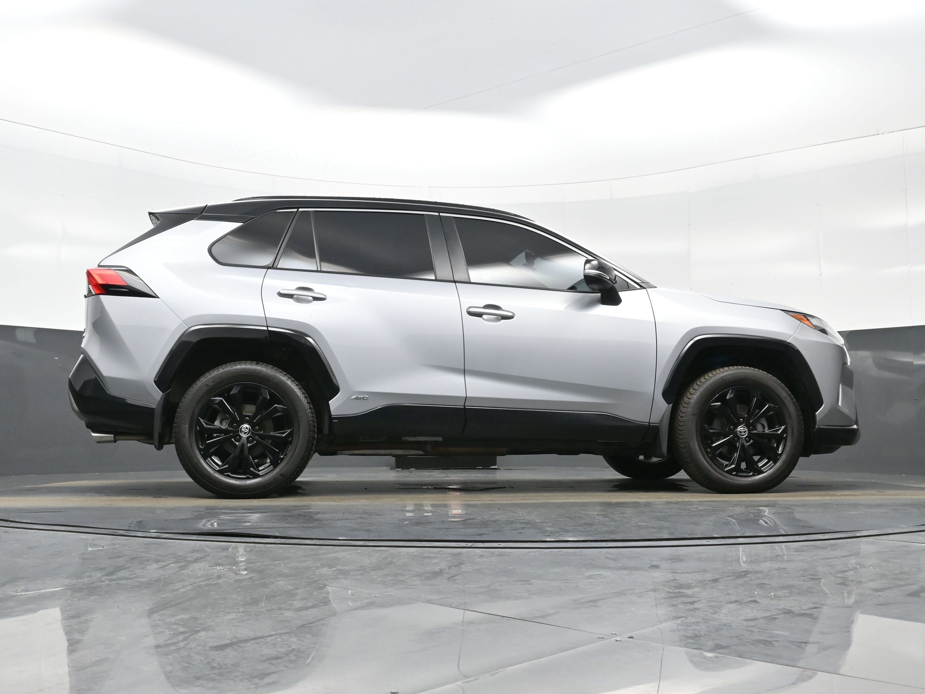 Used 2023 Toyota RAV4 XSE w/ XSE Grade Weather Package image 34