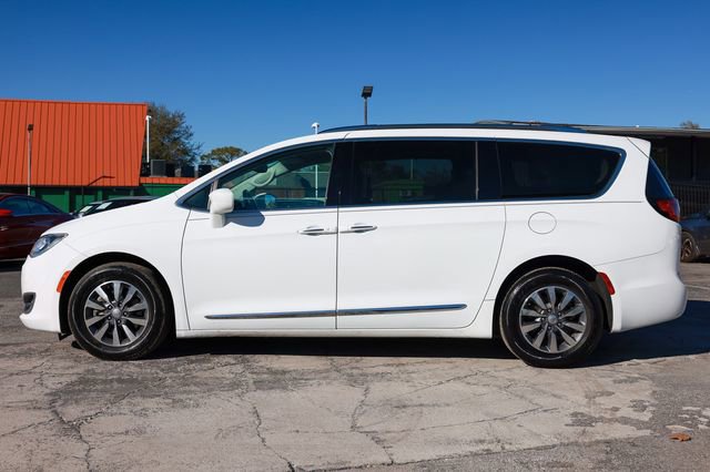Used 2020 Chrysler Pacifica Touring-L Plus image 8