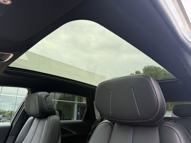 New 2026 Cadillac Lyriq Sport w/ LPO, Floor Liner Package AWD/4WD image 17