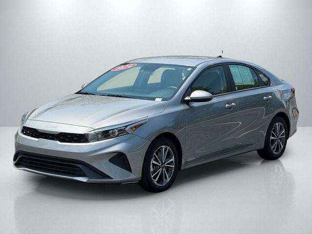 Certified 2024 Kia Forte LXS FWD image 5