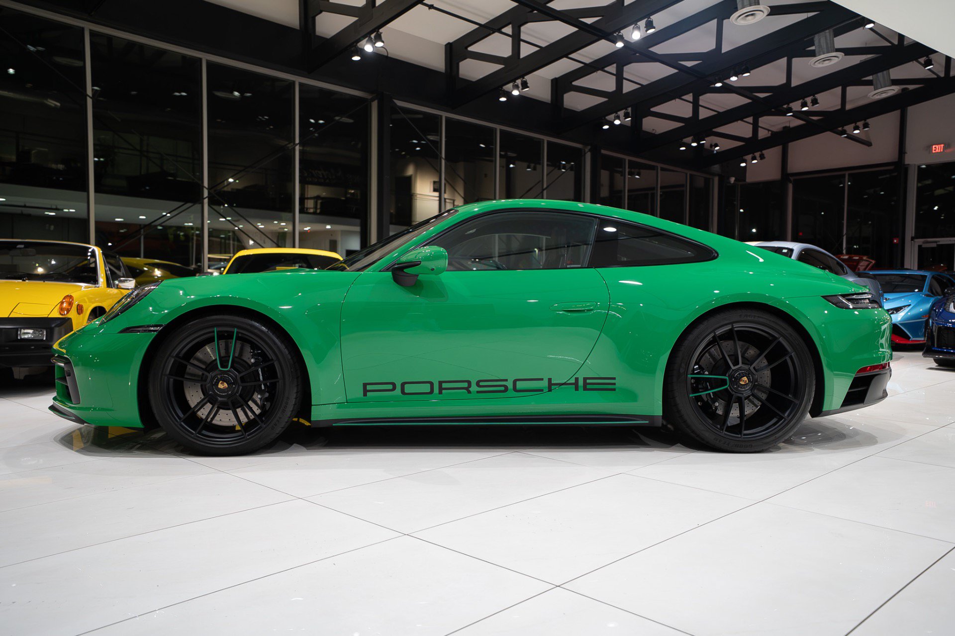 Used 2022 Porsche 911 GT3 RS image 42