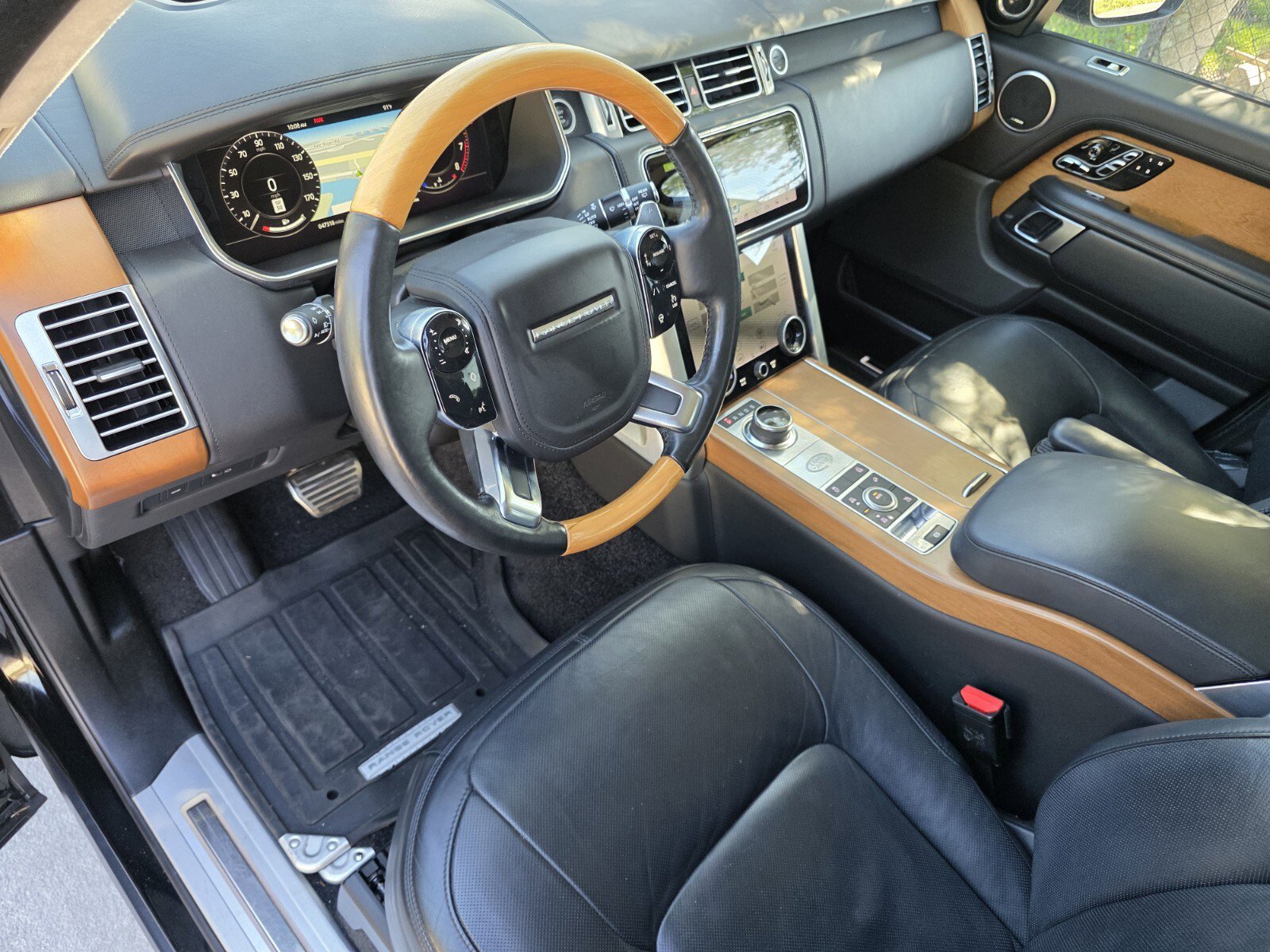 Used 2020 Land Rover Range Rover Autobiography AWD/4WD image 11