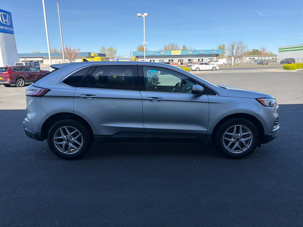 Used 2023 Ford Edge SEL AWD/4WD image 6