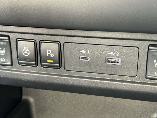 Used 2024 Nissan Frontier SL w/ Technology Package RWD image 26