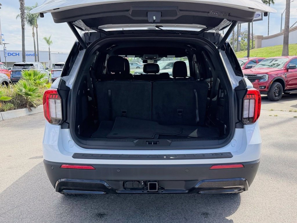 Used 2026 Ford Explorer ST-Line RWD image 10