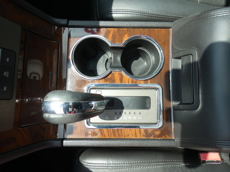 Used 2013 Lincoln Navigator L 4WD w/ HD Trailer Tow Pkg image 16