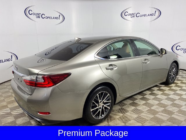 Used 2017 Lexus ES 350 w/ Navigation System Package FWD image 7