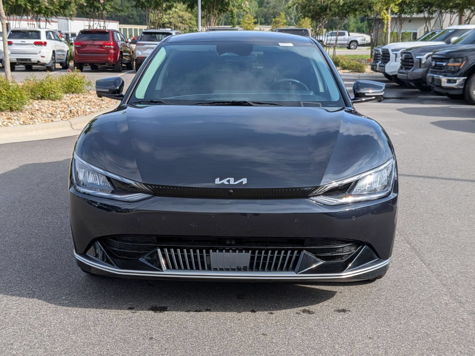 Used 2024 Kia EV6 Wind w/ Wind Technology Package AWD/4WD image 8