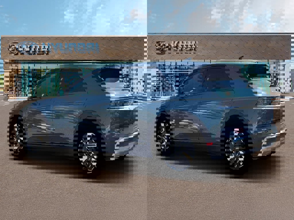 New 2026 Hyundai Ioniq 5 SE image 4