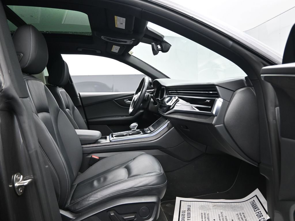 Used 2021 Audi Q8 Premium w/ Black Optic Package image 33
