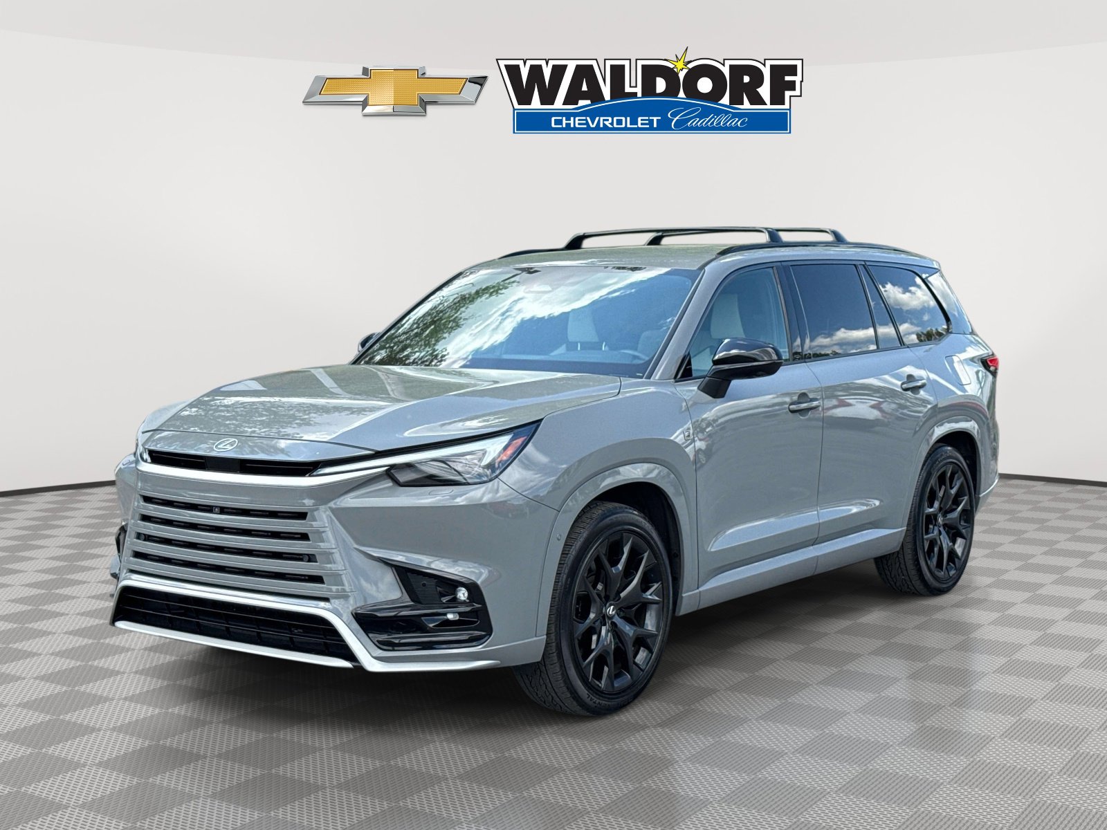 Used 2024 Lexus TX 500h AWD w/ Technology Package image 3