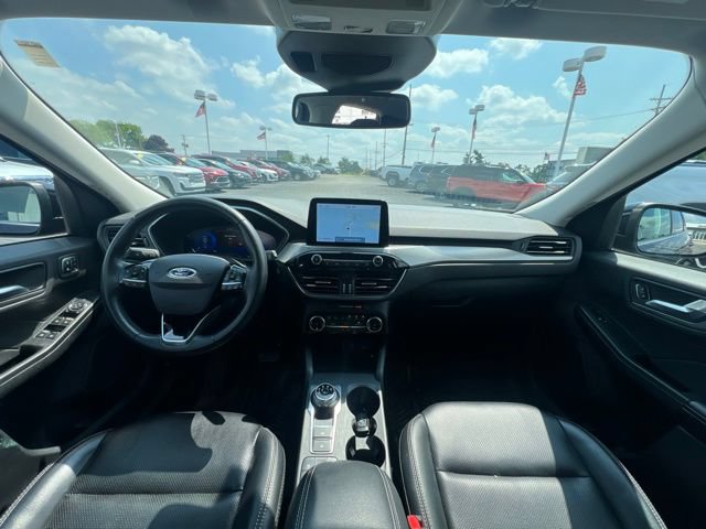 Used 2022 Ford Escape Titanium AWD/4WD image 19