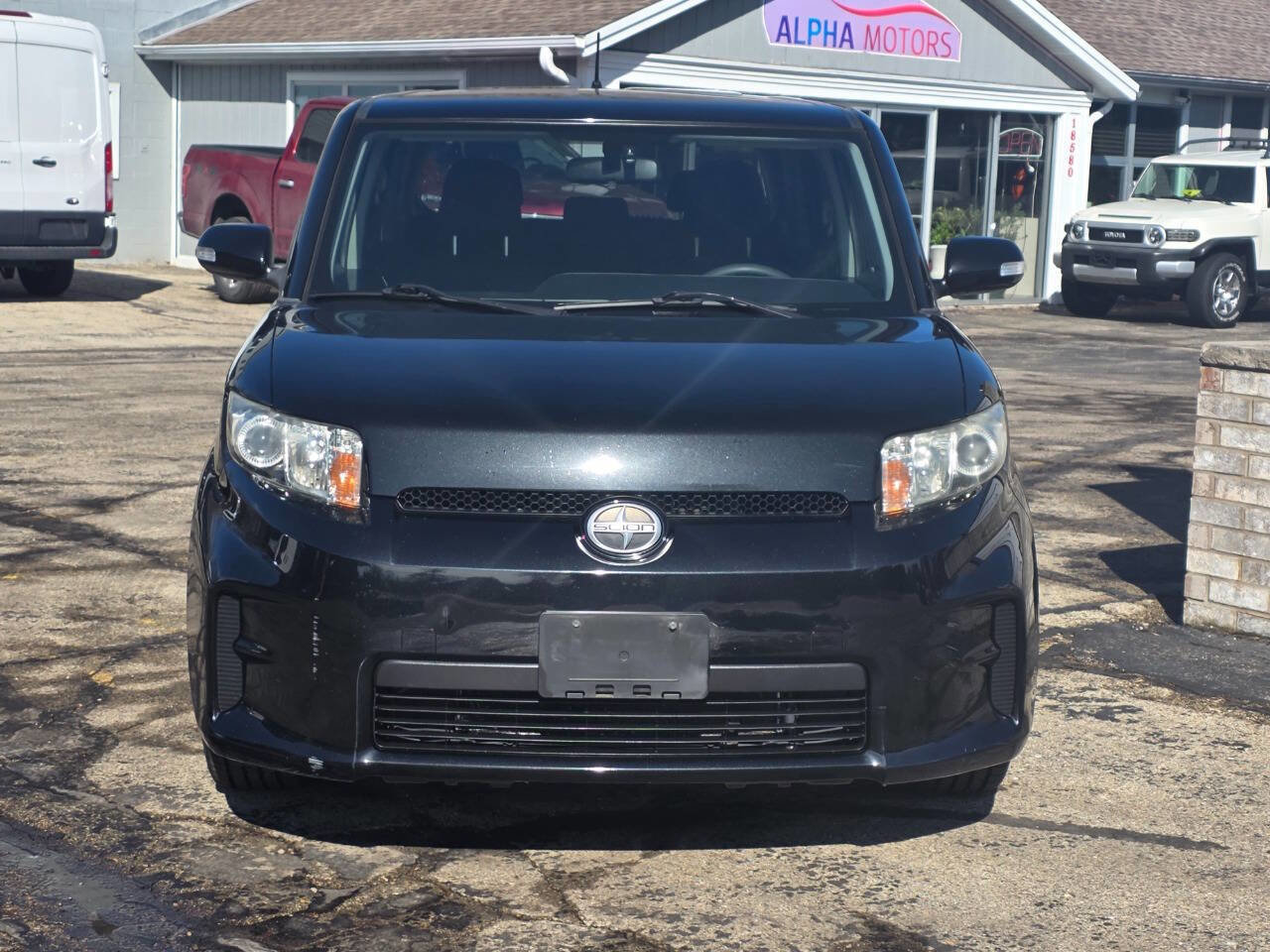 Used 2012 Scion xB image 2