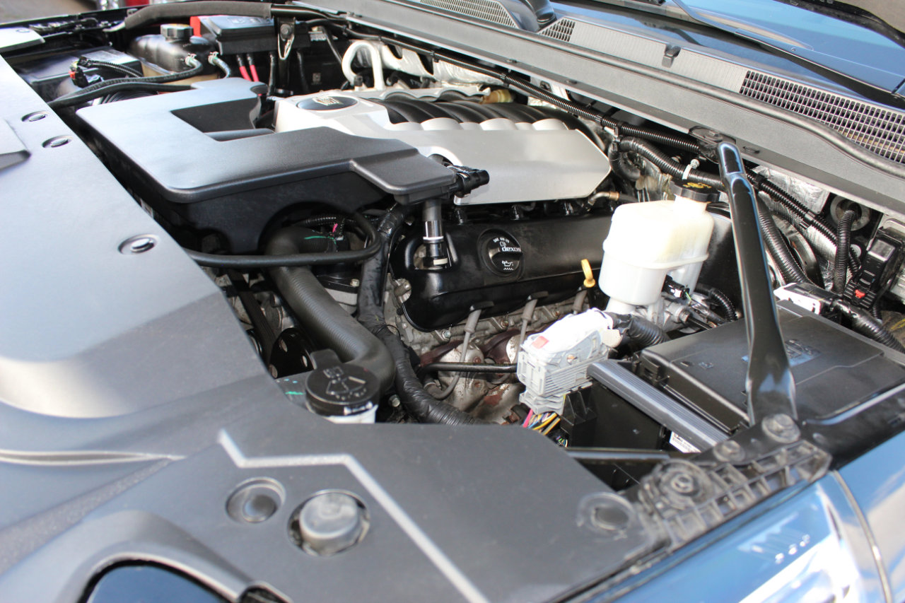 Used 2016 Cadillac Escalade ESV Premium image 38