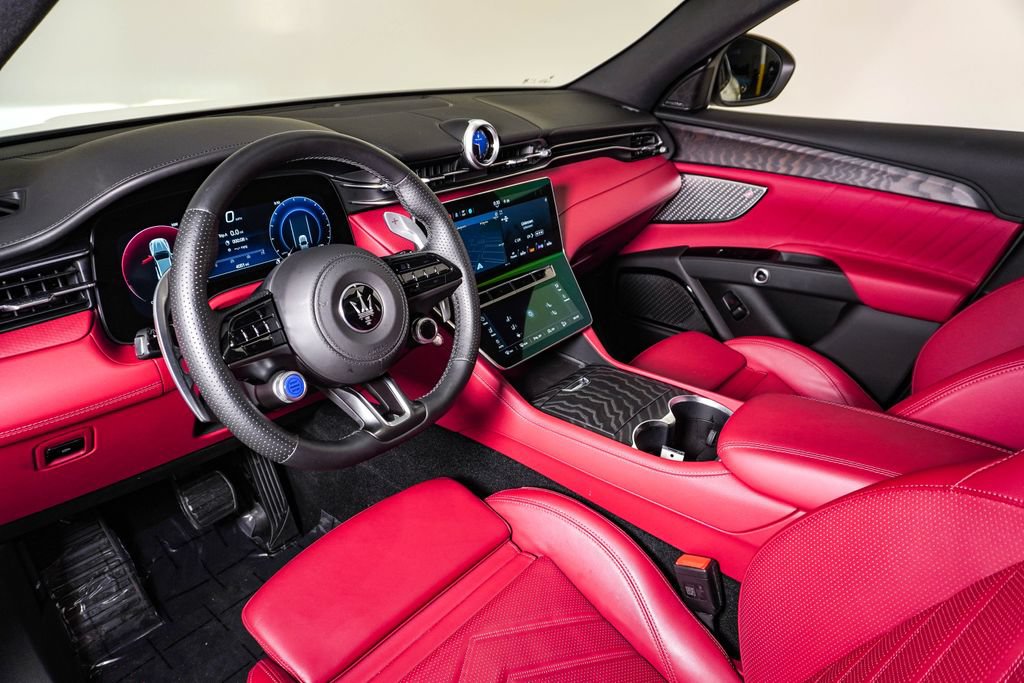 Certified 2025 Maserati Grecale GT AWD/4WD image 19