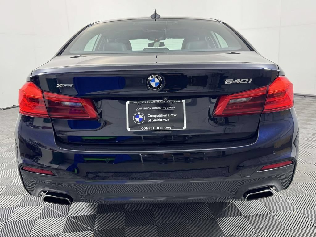 Used 2019 BMW 540i xDrive w/ M Sport Package AWD/4WD image 9
