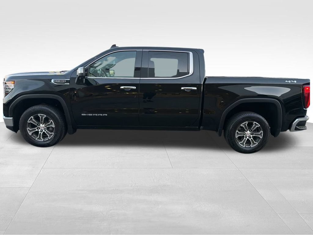 Used 2025 GMC Sierra 1500 SLT AWD/4WD image 2