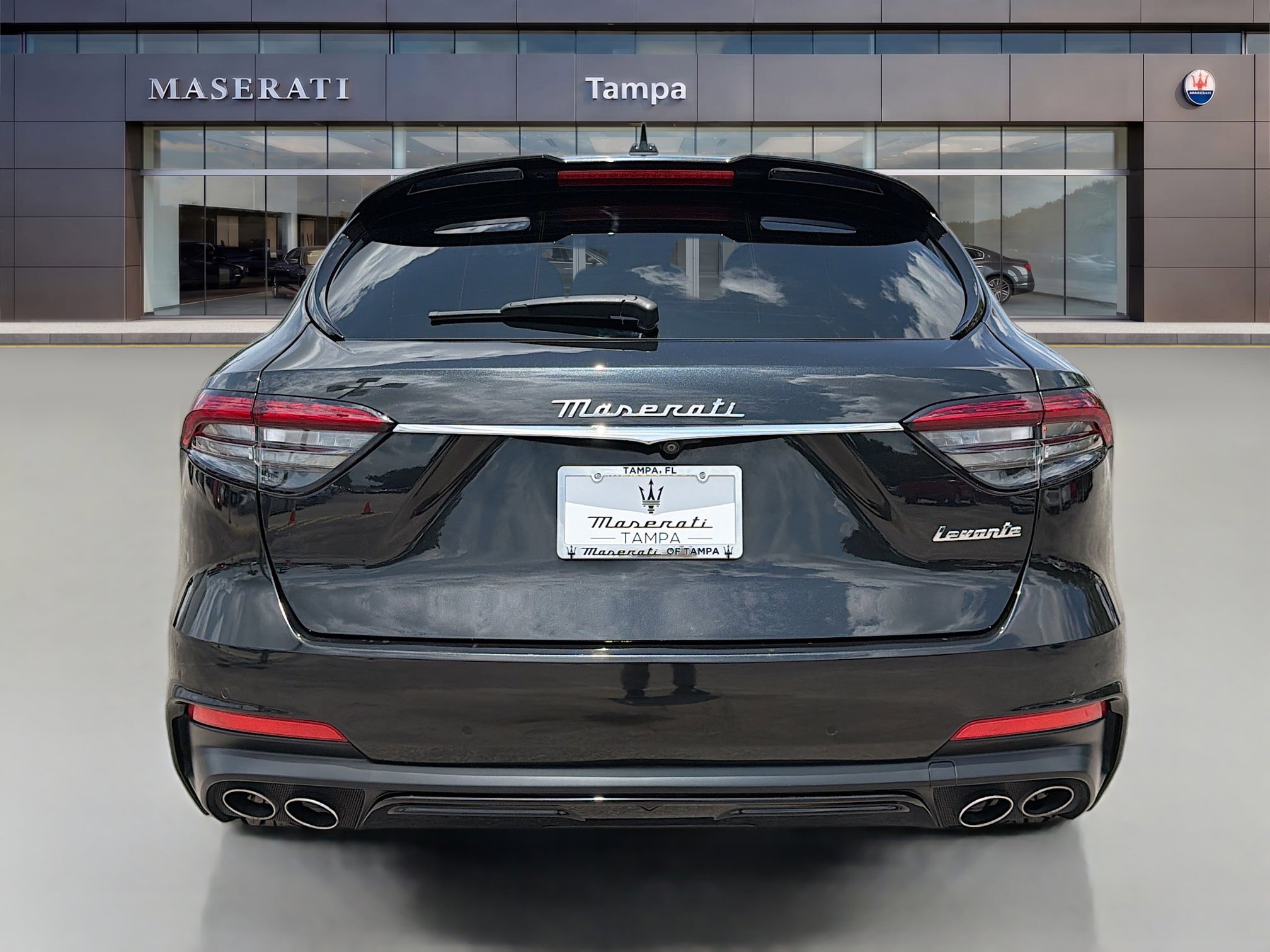 Used 2022 Maserati Levante Modena AWD/4WD image 4