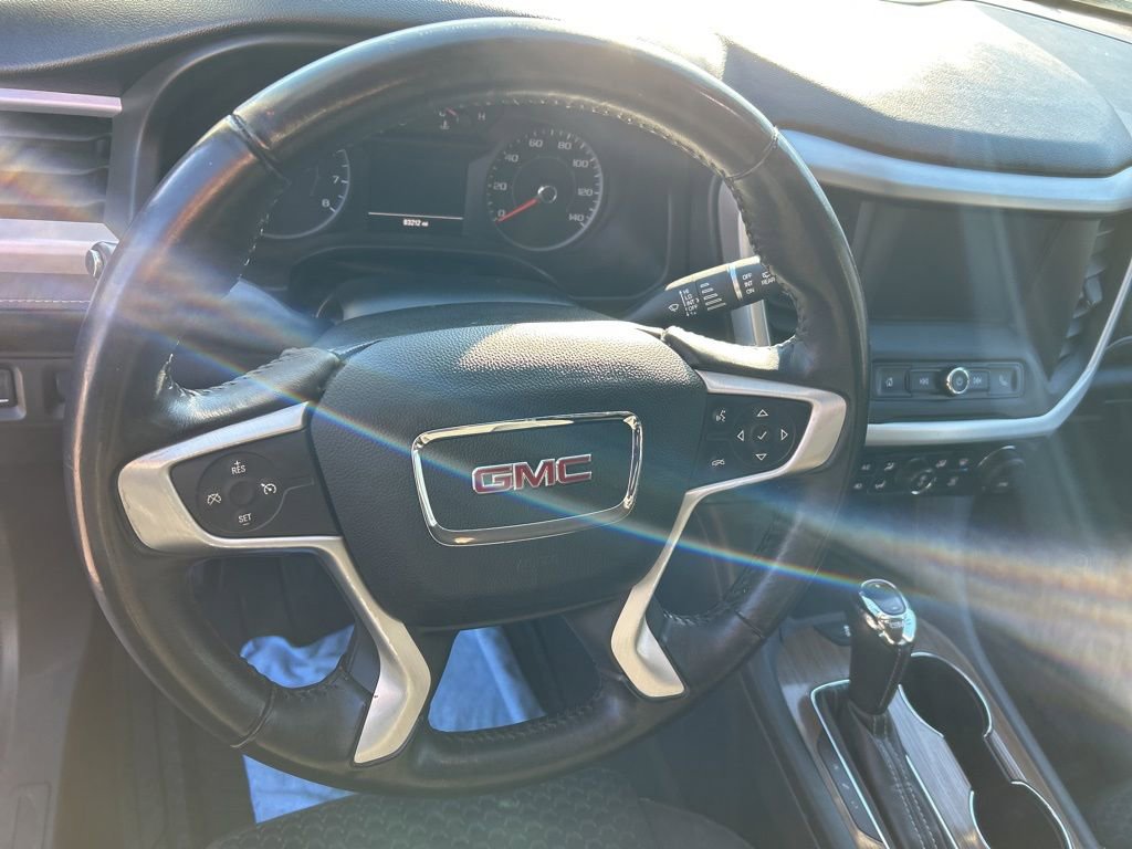 Used 2017 GMC Acadia SLE image 12