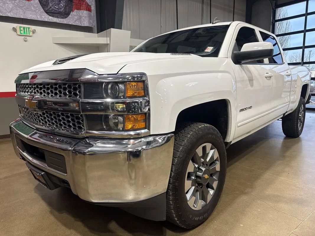 Used 2019 Chevrolet Silverado 2500 LT AWD/4WD image 23