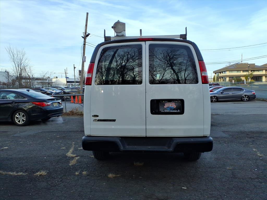Used 2020 Chevrolet Express 2500 image 5