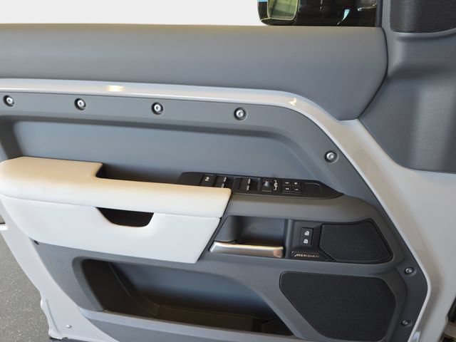 New 2026 Land Rover Defender 110 S AWD/4WD image 19