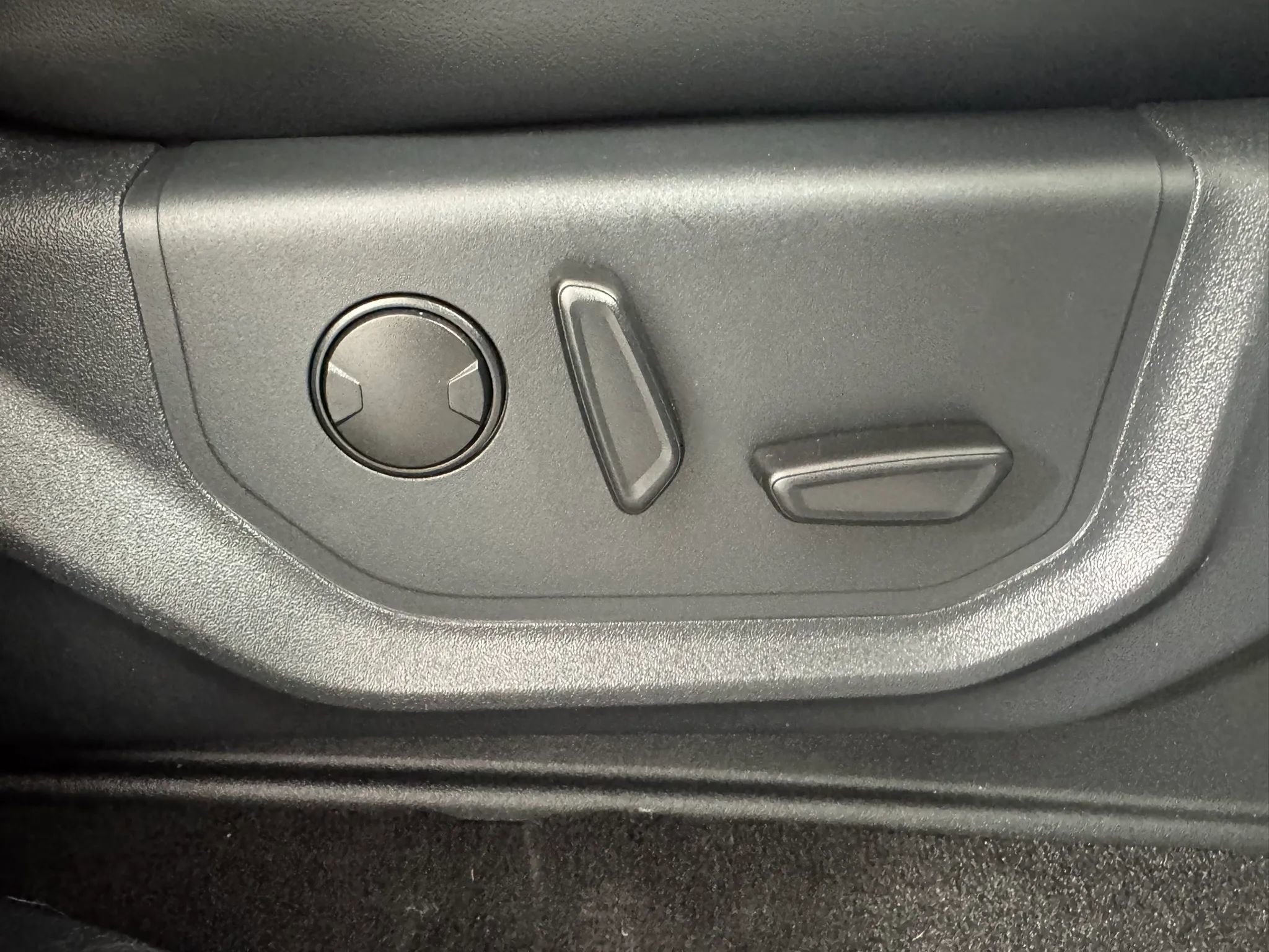 Used 2022 Ford Expedition XLT AWD/4WD image 41