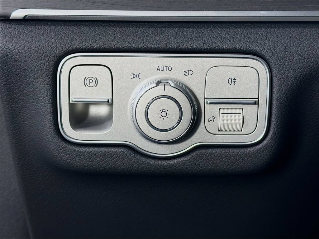 New 2026 Mercedes-Benz GLE 450 4MATIC Coupe image 11