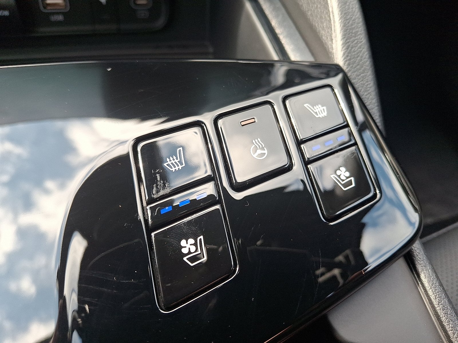 New 2025 Kia Sportage X-Line Prestige AWD/4WD image 16