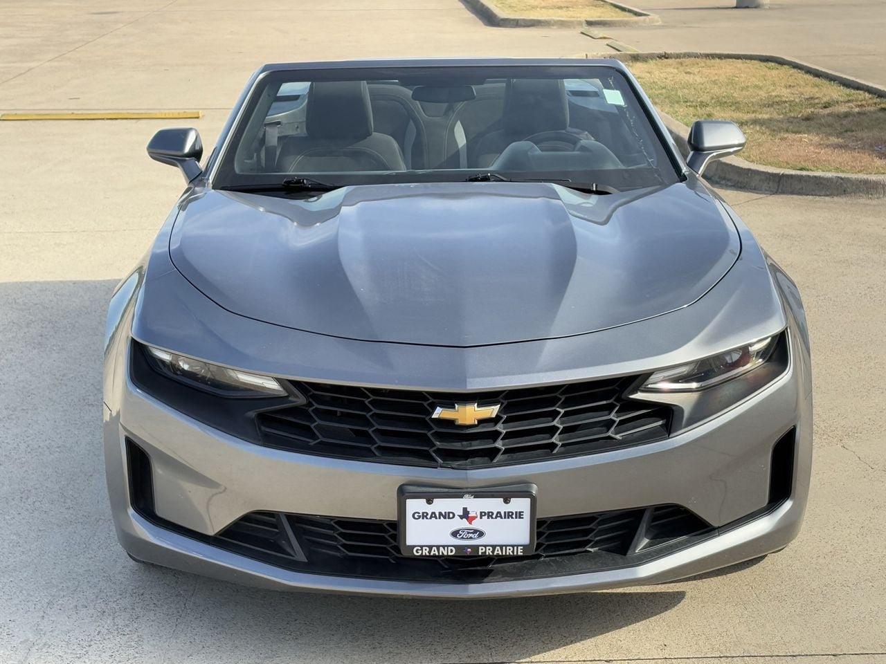 Used 2020 Chevrolet Camaro LT RWD image 8