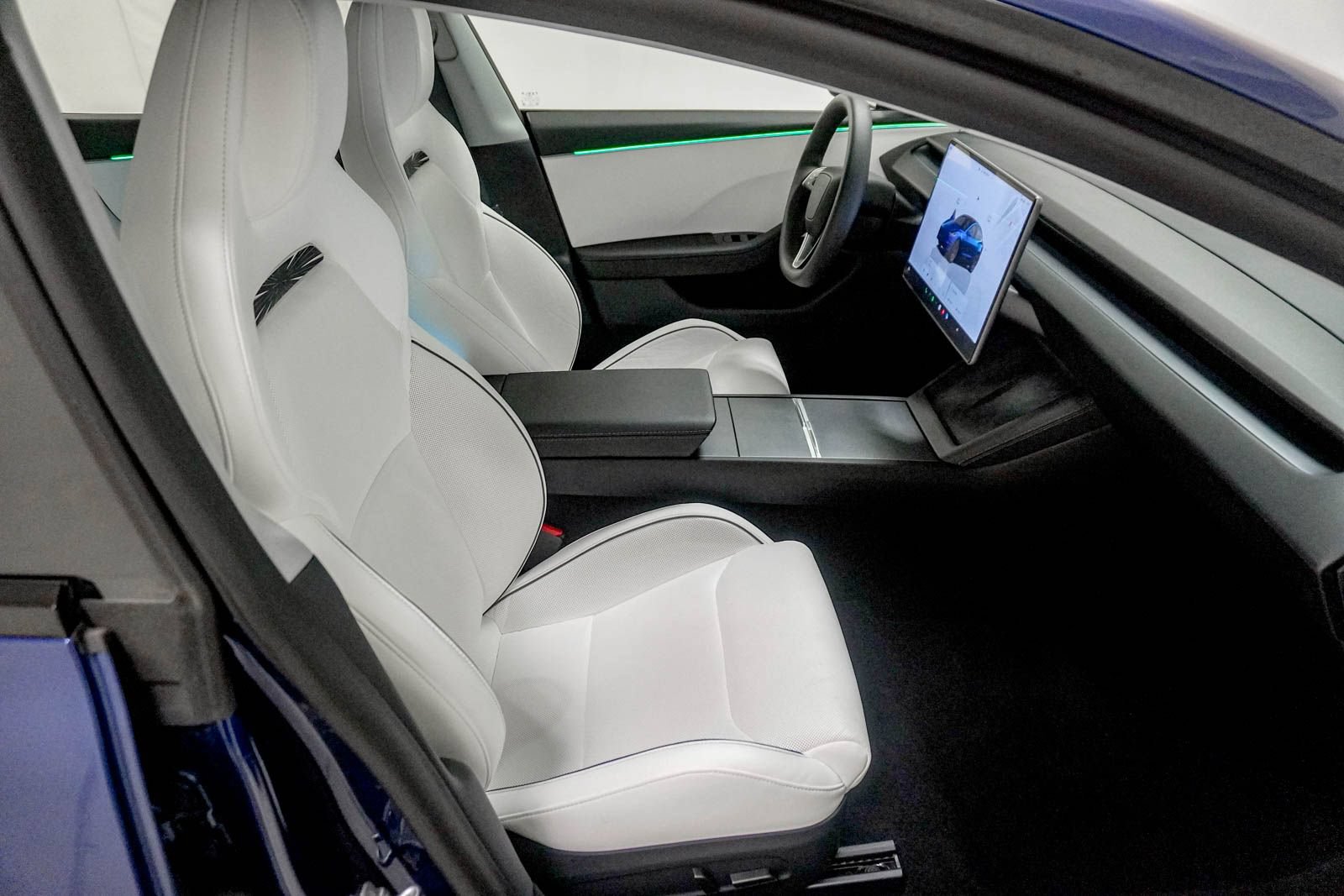 Used 2025 Tesla Model 3 Performance AWD/4WD image 31
