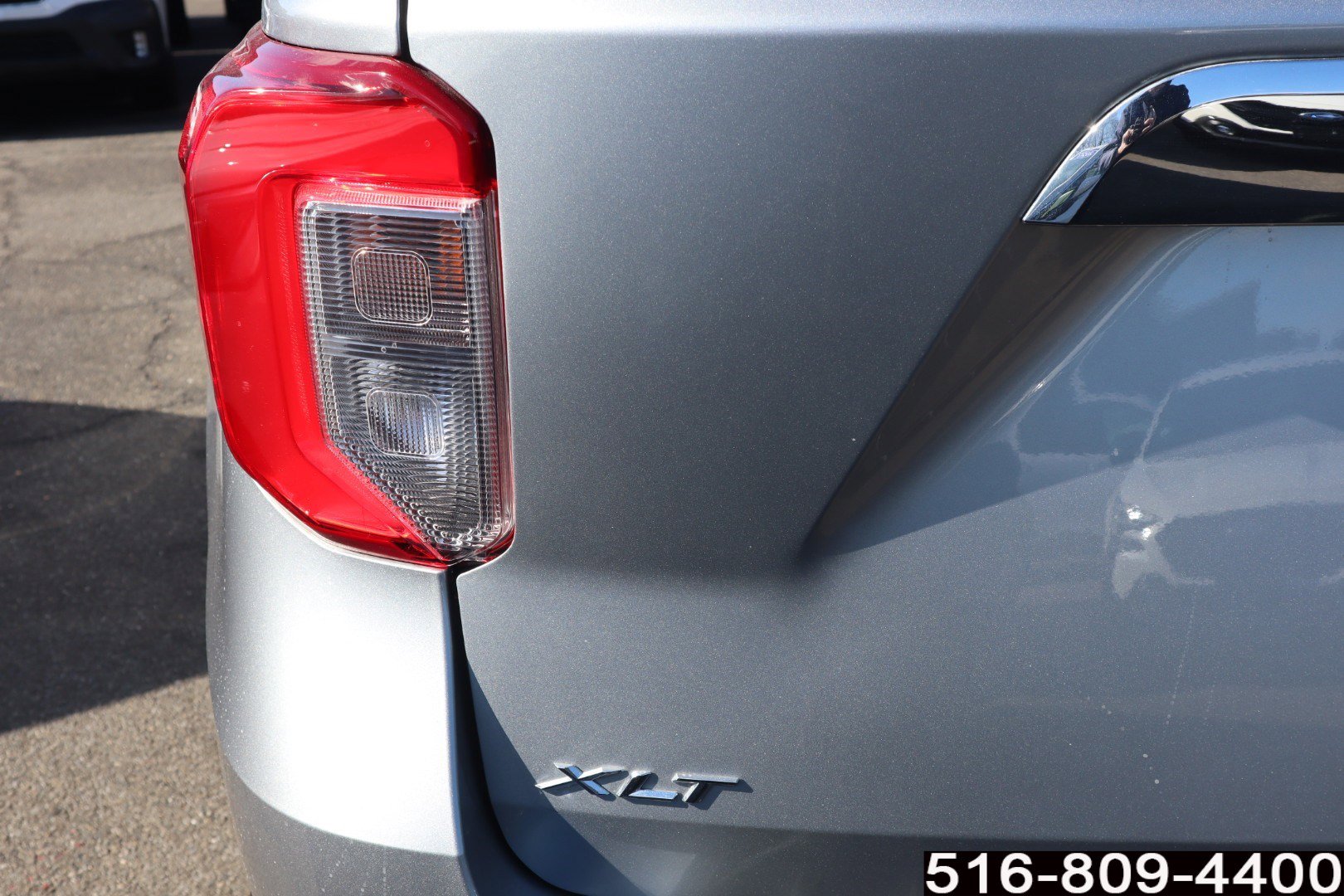 Used 2022 Ford Explorer XLT w/ Equipment Group 202A image 34